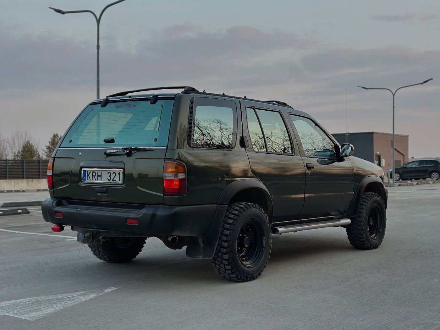Nissan 3.3 V6 nuotrauka 5