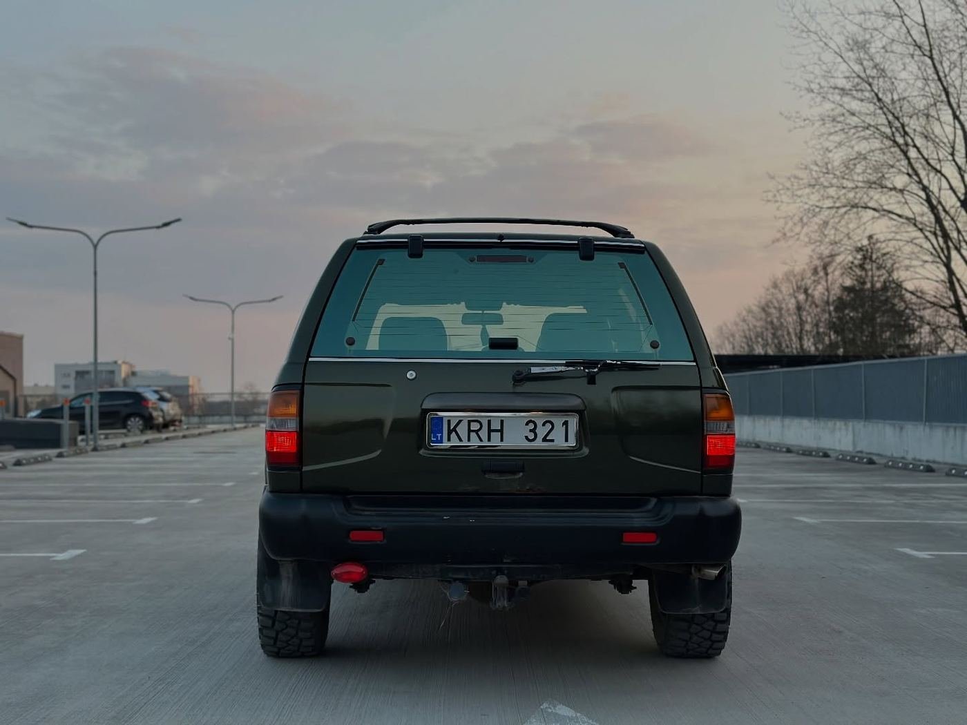Nissan 3.3 V6 nuotrauka 6