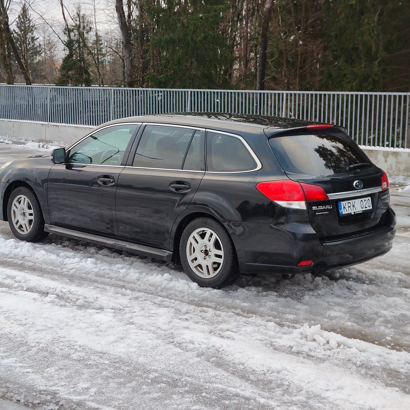 Subaru Legacy nuotrauka 2